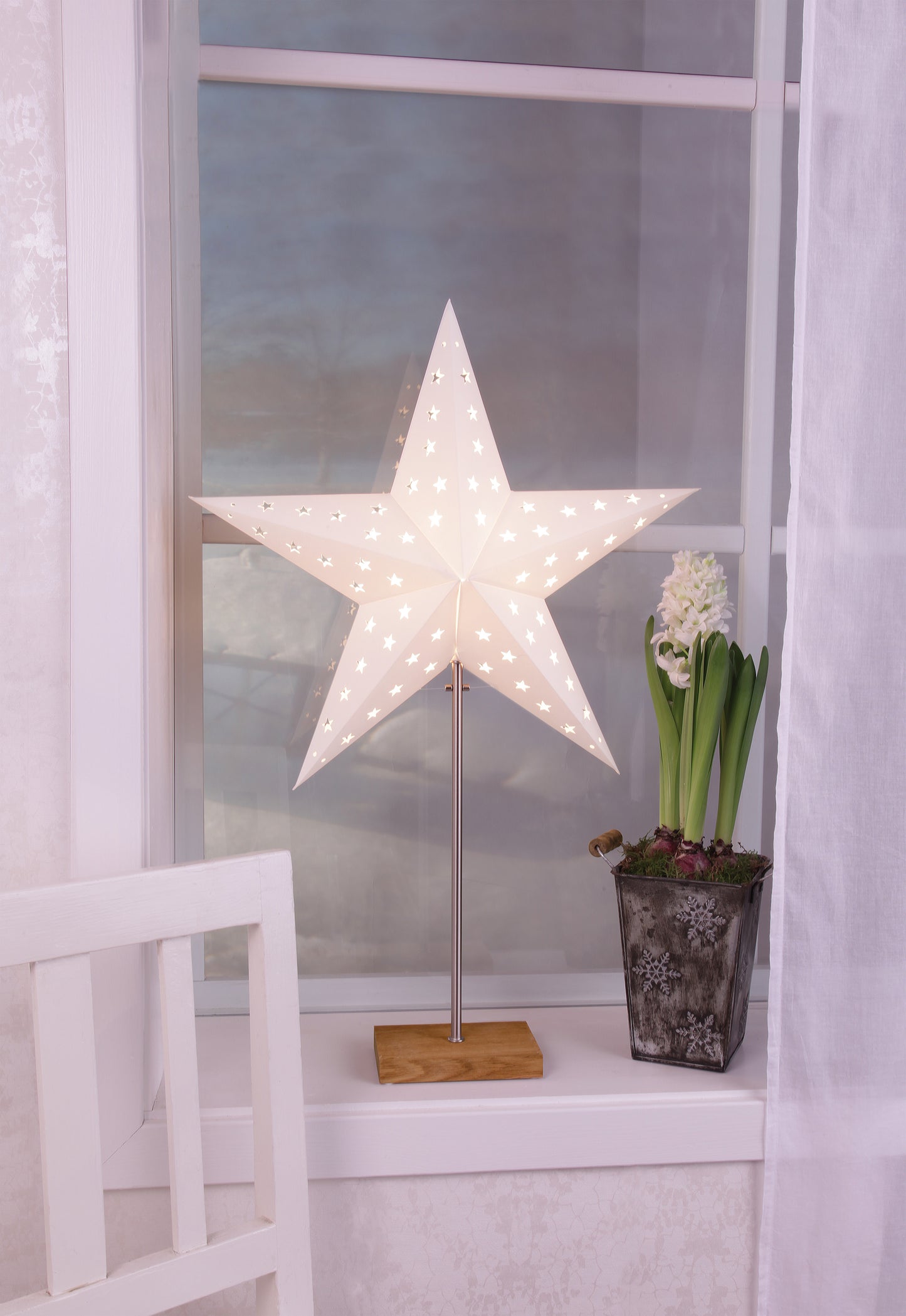 Star Trading Standleuchte "Combi-Pack" Material: Metall/Holz/Papier, Farbe: creme/eiche oder creme/weiß, ca. 65x43 cm (Stern), ca. 52,5x20 cm (Lampe), Vierfarb-Karton