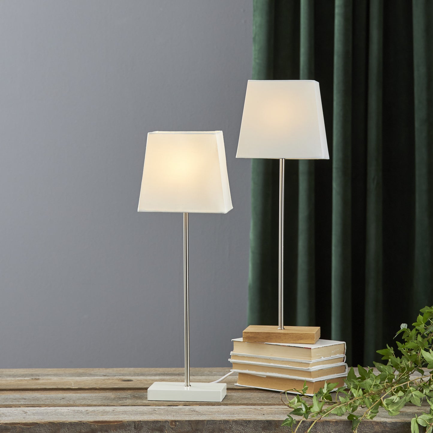 Star Trading Standleuchte "Combi-Pack" Material: Metall/Holz/Papier, Farbe: creme/eiche oder creme/weiß, ca. 65x43 cm (Stern), ca. 52,5x20 cm (Lampe), Vierfarb-Karton