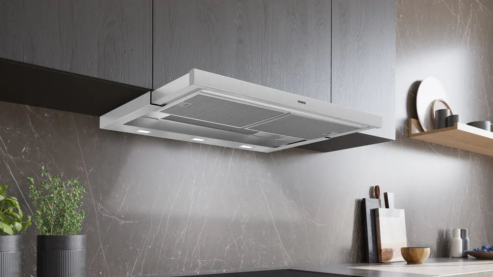 Siemens LI97RA561 iQ500 Flachschirm-Dunsthaube 90 cm Edelstahl + LZ49551 Edelstahl Anbaugriff