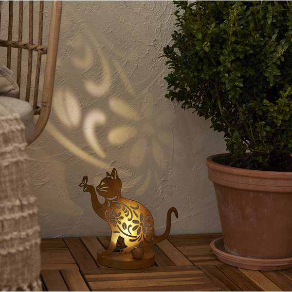 Star Trading LED-Solar-Dekoration "Oxicat", sitzende Katze Rost, Metall, ca. 25x30 cm, ww LED, Akku, outdoor, Vierfarb-Karton