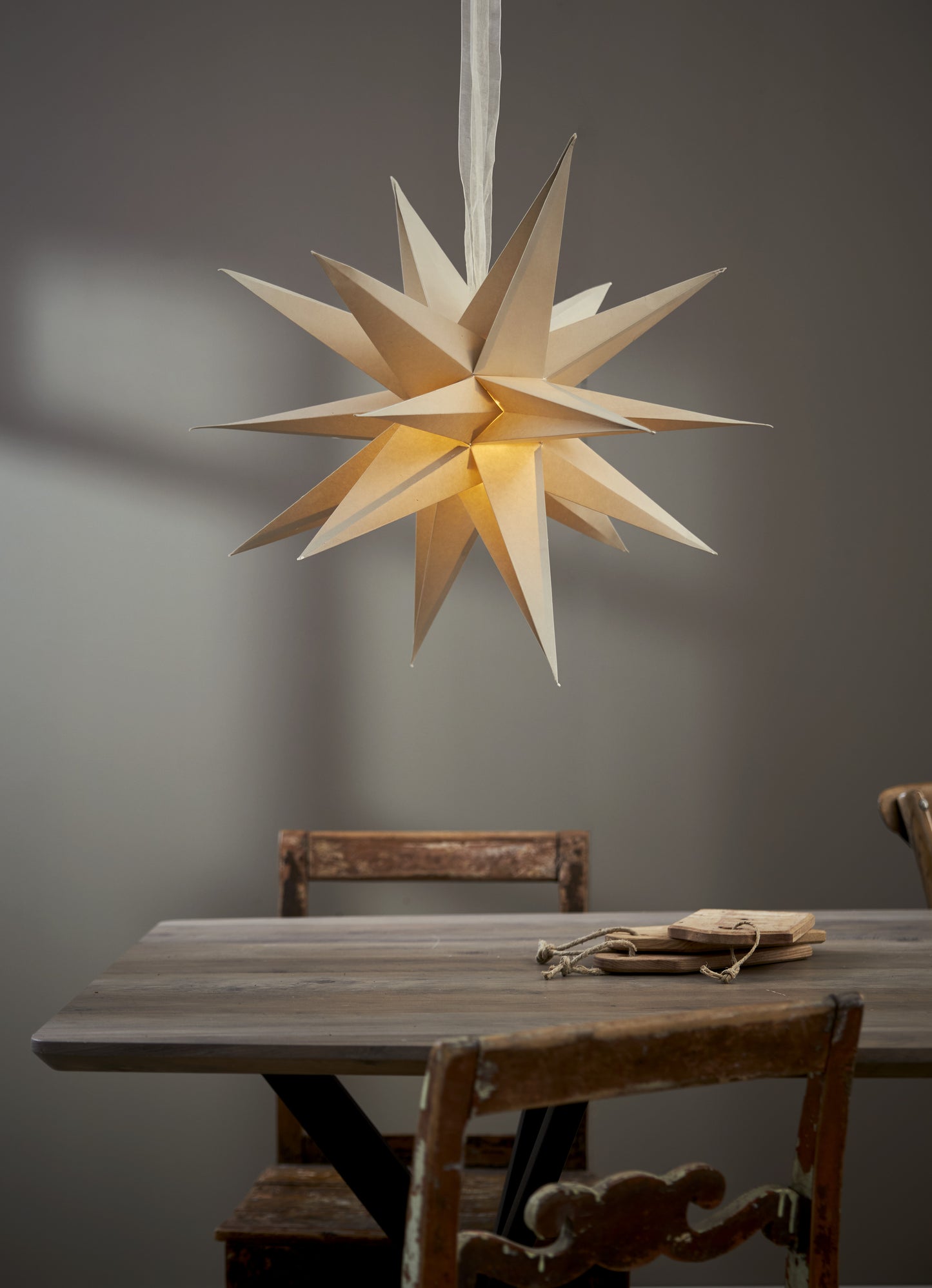 Star Trading Papierstern "December", ca. 45x45 cm, mit Band, ohne Leuchtmittel, Vierfarb-Karton